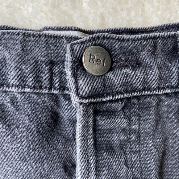 Reformation Dixie High Rise Jean Short (Monterey) - Picture 3 of 7